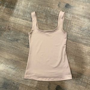 ✨2/$20✨Dynamite Square Neck Tank